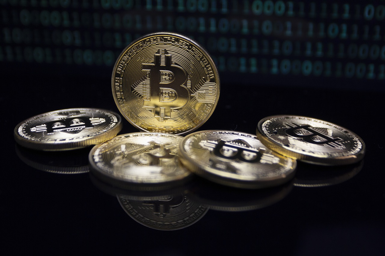比特币减半满周年、涨逾三成！机构进场加速牛市